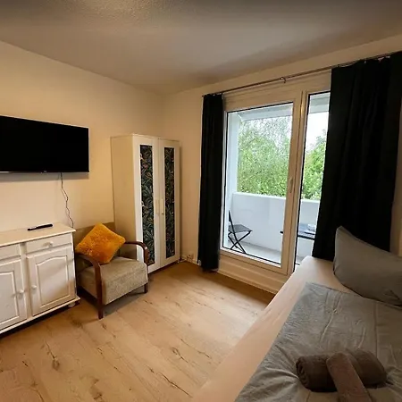 Fuer 3 Bis 5 Gastarbeiter, Monteure, Durchreisende Halle (Saale)