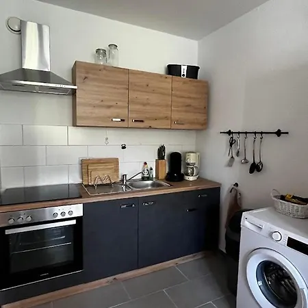 Apartment Fuer 3 Bis 5 Gastarbeiter, Monteure, Durchreisende Halle (Saale)